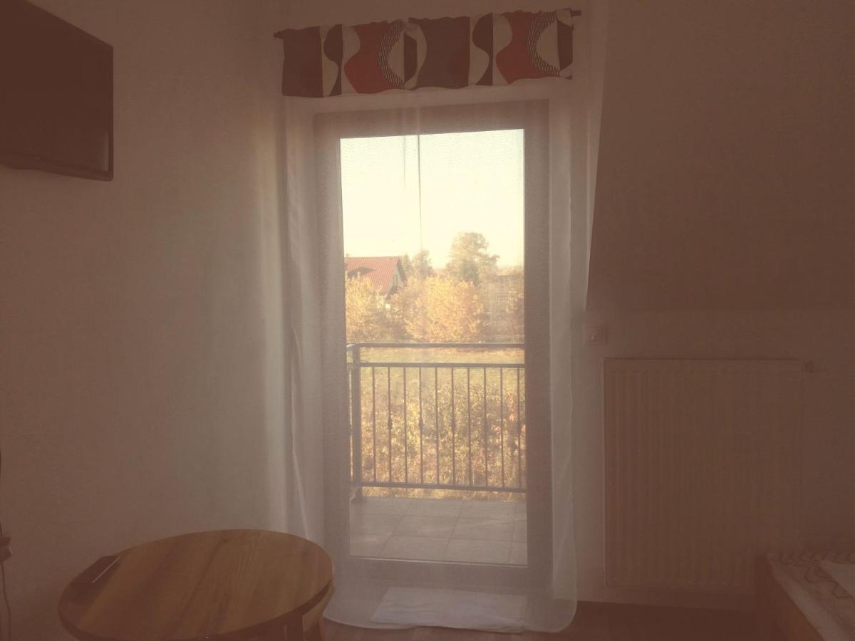 Noclegi Pod Debem Skawina Exterior foto