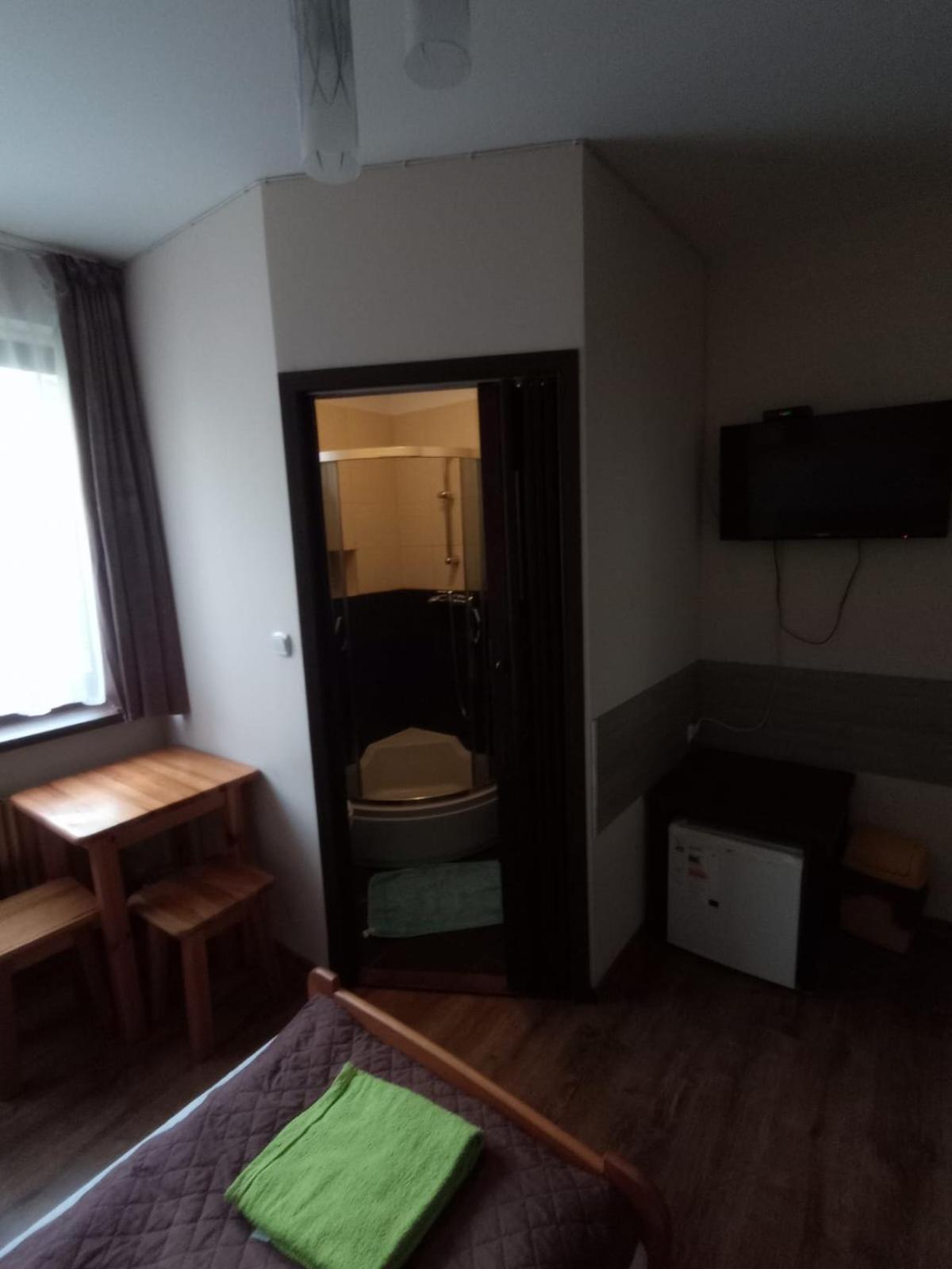 Noclegi Pod Debem Skawina Exterior foto